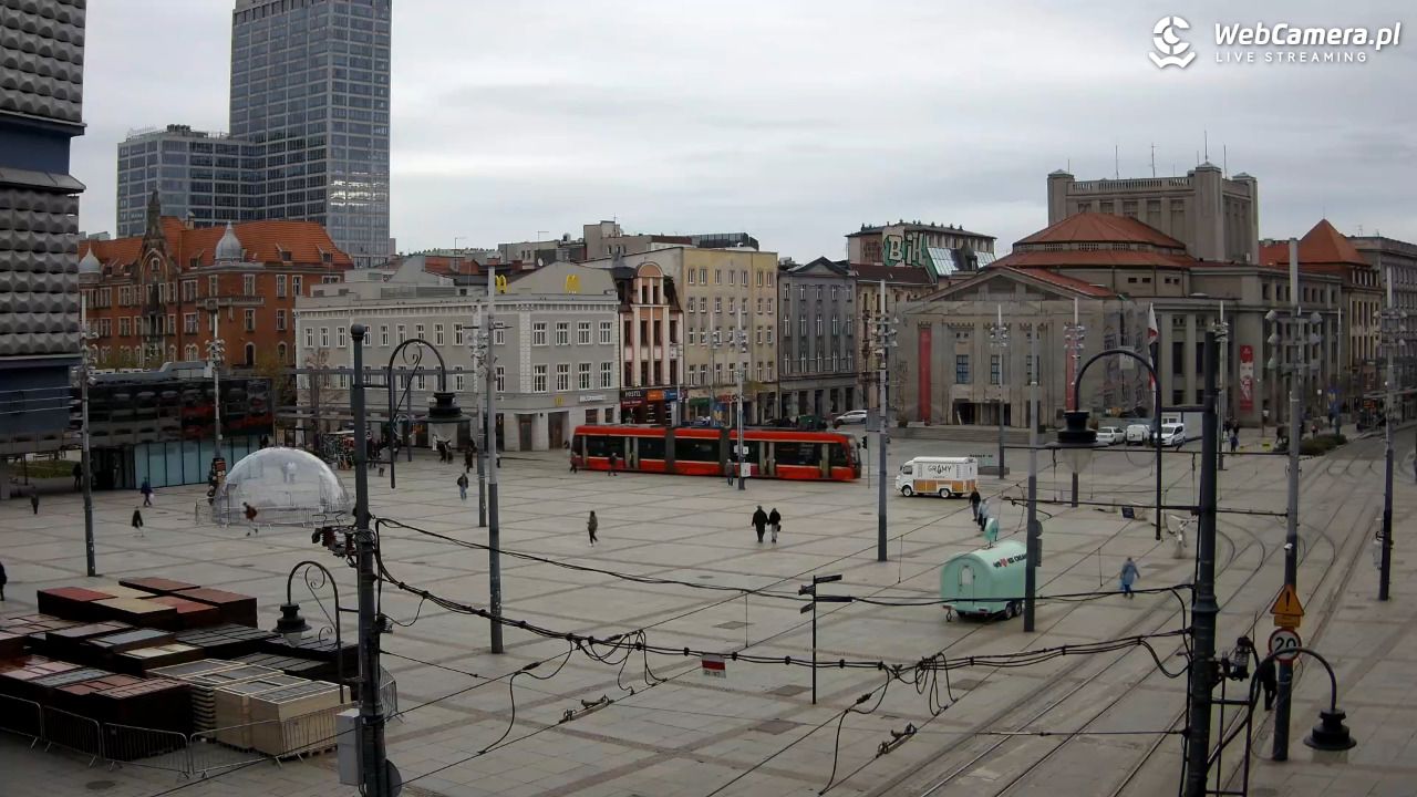 Katowice Rynek - 30 październik 2025, 10:43