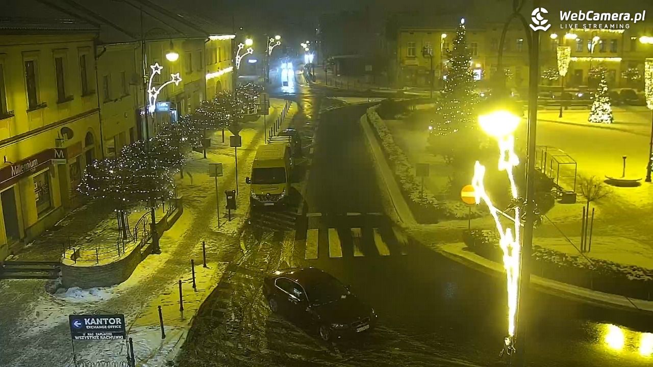Kęty - widok na rynek - 13 styczeń 2026, 18:54