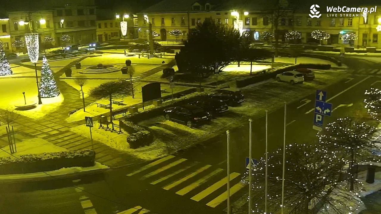 Kęty - widok na rynek - 12 styczeń 2026, 19:27