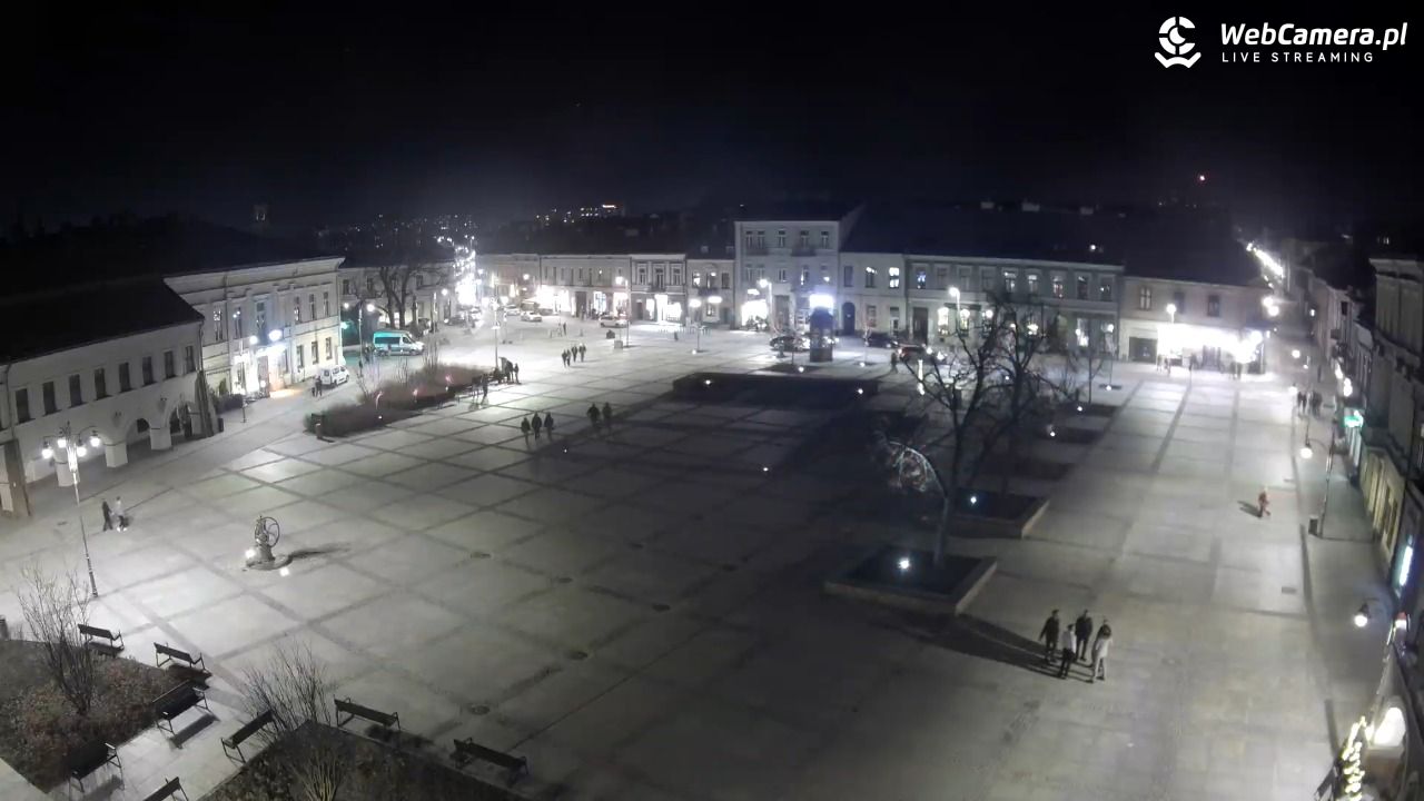 KIELCE - widok na rynek - 07 marzec 2026, 20:34