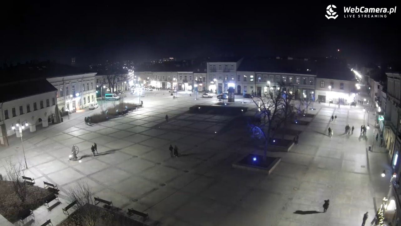 KIELCE - widok na rynek - 07 marzec 2026, 20:47