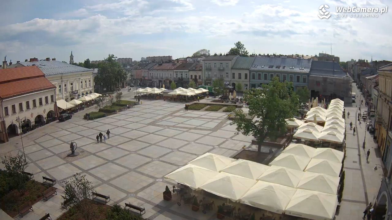 KIELCE - widok na rynek - 11 maj 2026, 10:11