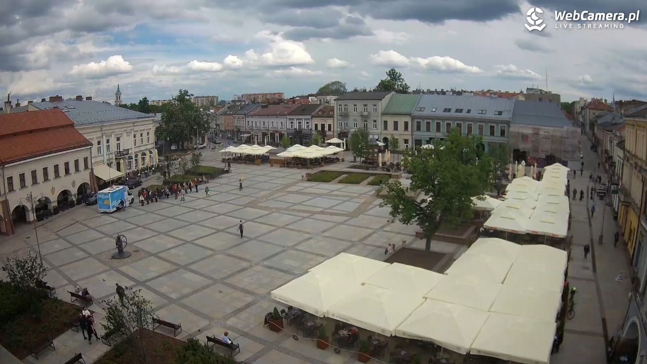 KIELCE - widok na rynek - 15 maj 2026, 14:24