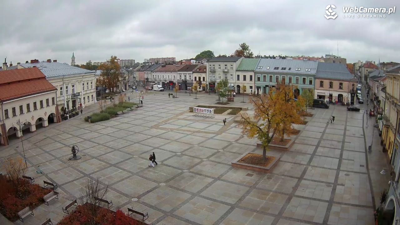 KIELCE - widok na rynek - 14 październik 2025, 10:29