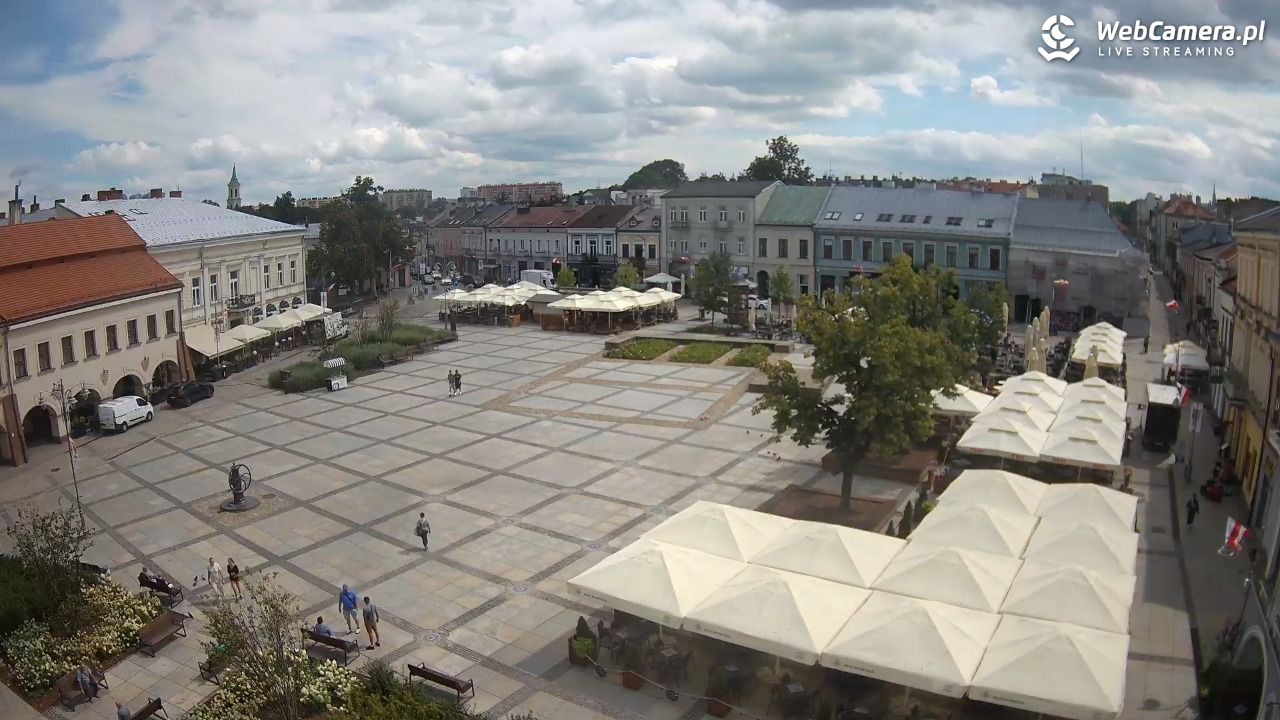 KIELCE - widok na rynek - 11 sierpień 2026, 11:54