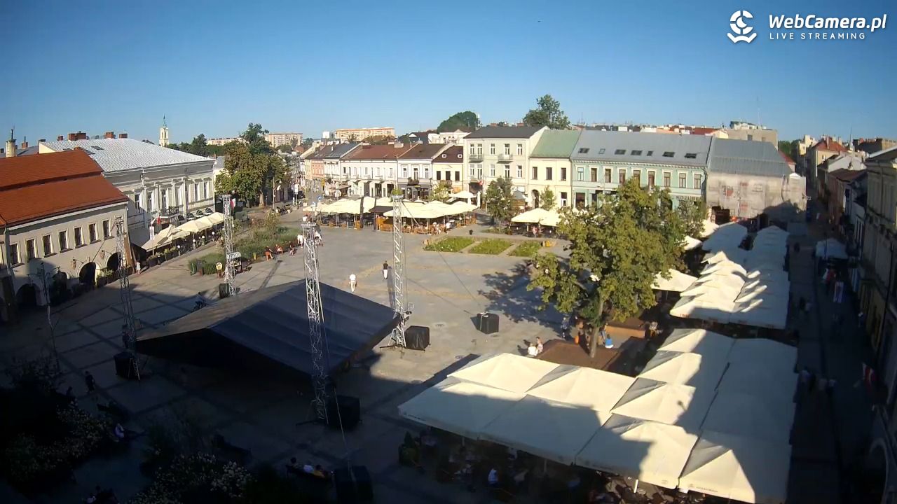 KIELCE - widok na rynek - 09 sierpień 2026, 17:46