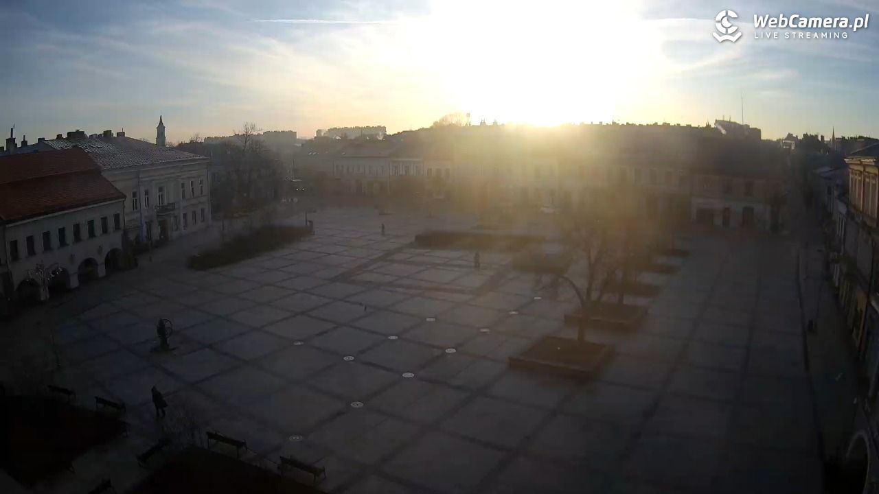 KIELCE - widok na rynek - 05 marzec 2026, 06:55