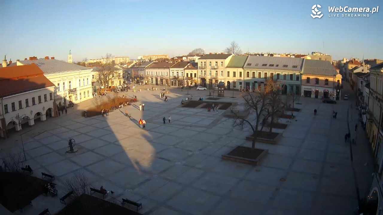 KIELCE - widok na rynek - 07 marzec 2026, 16:26