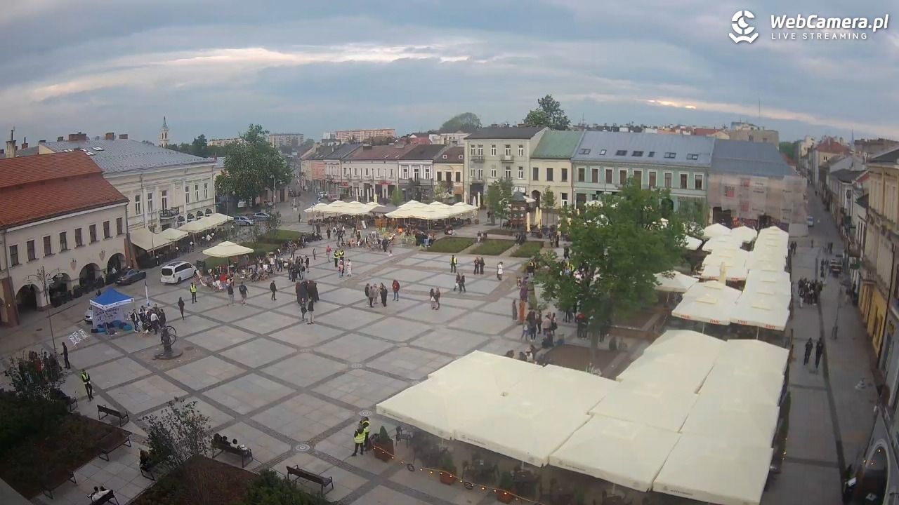 KIELCE - widok na rynek - 11 maj 2026, 19:00