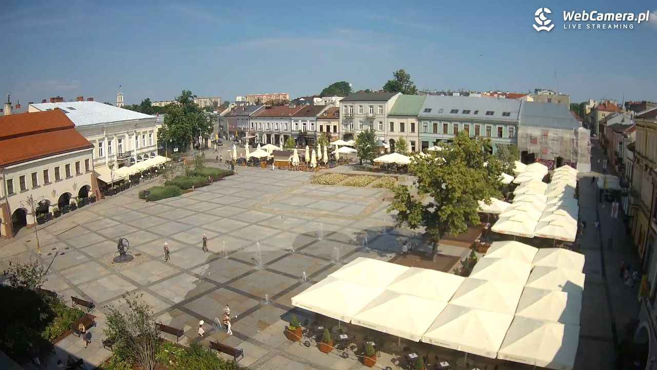 KIELCE - widok na rynek - 30 czerwiec 2026, 16:03