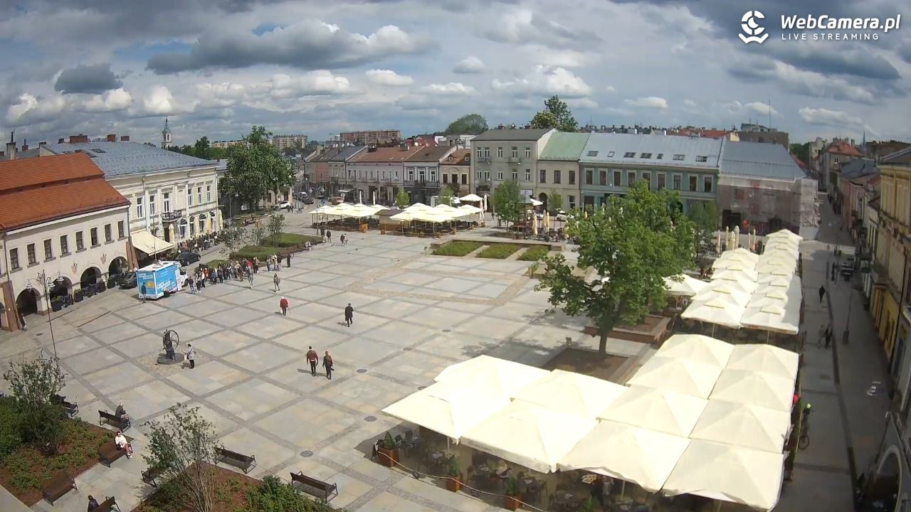 KIELCE - widok na rynek - 15 maj 2026, 14:13