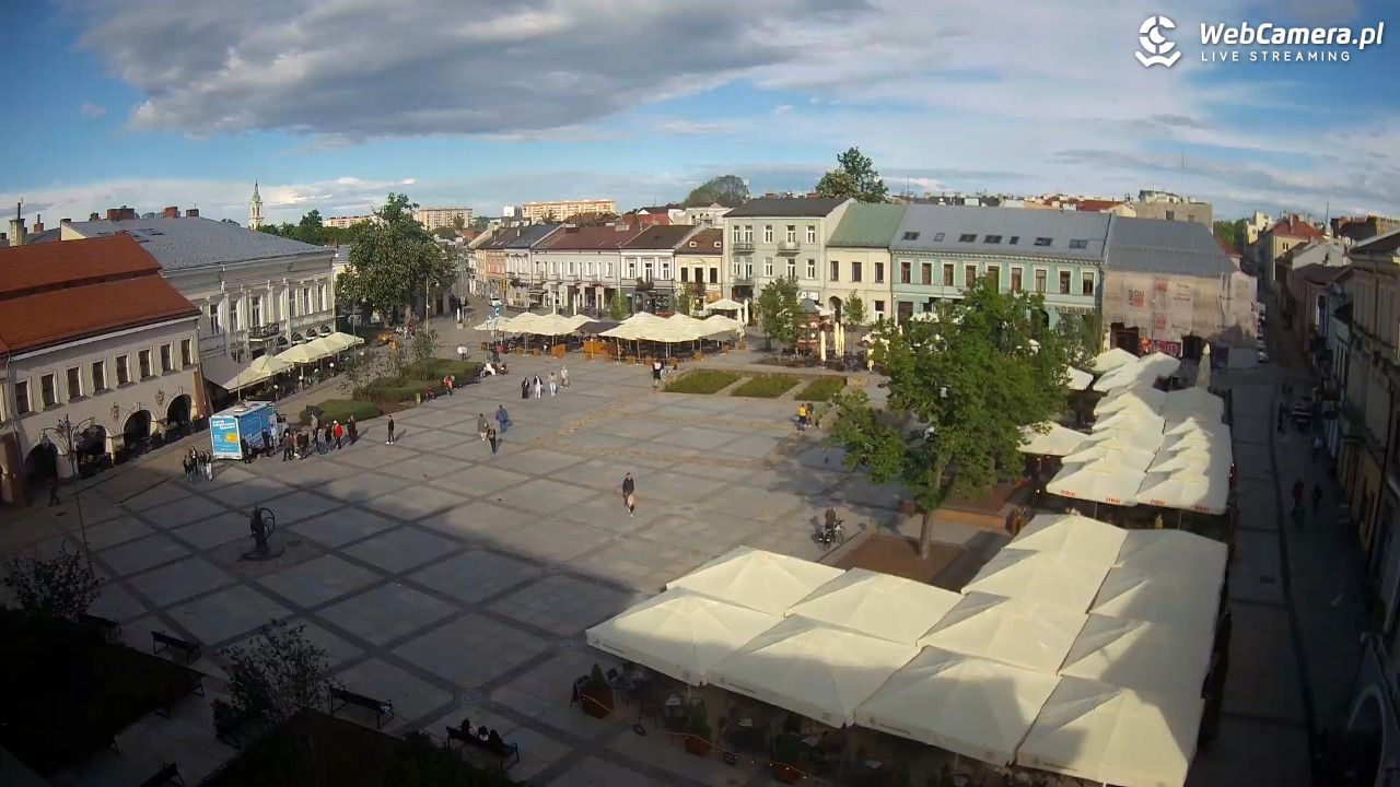 KIELCE - widok na rynek - 15 maj 2026, 17:38