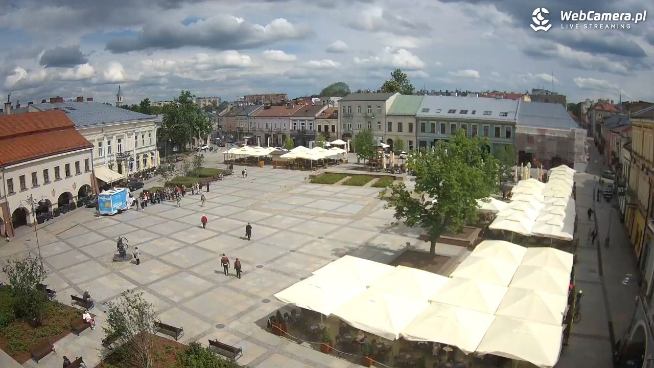 KIELCE - widok na rynek - 15 maj 2026, 14:13