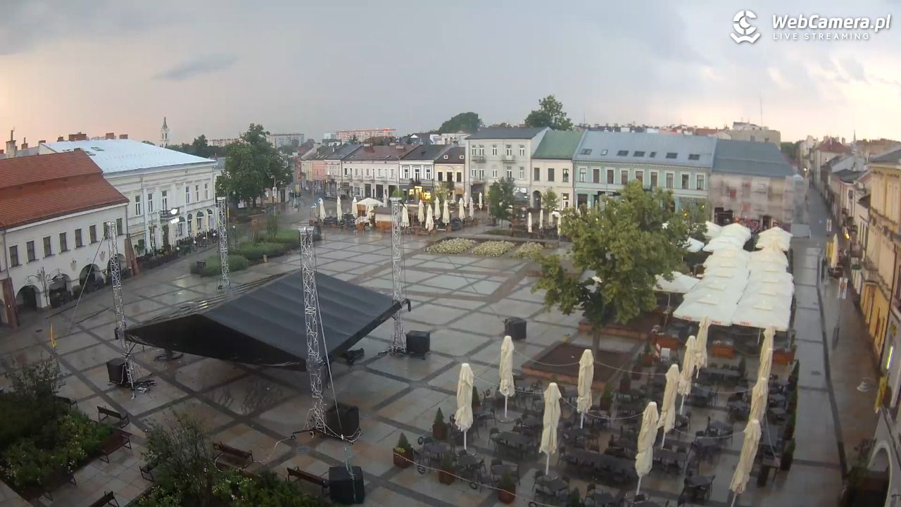 KIELCE - widok na rynek - 30 czerwiec 2026, 04:41