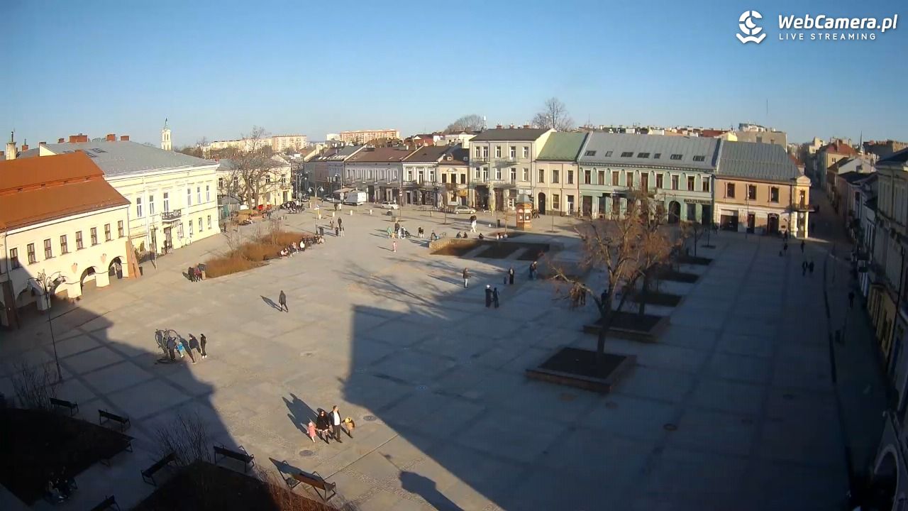 KIELCE - widok na rynek - 07 marzec 2026, 15:44