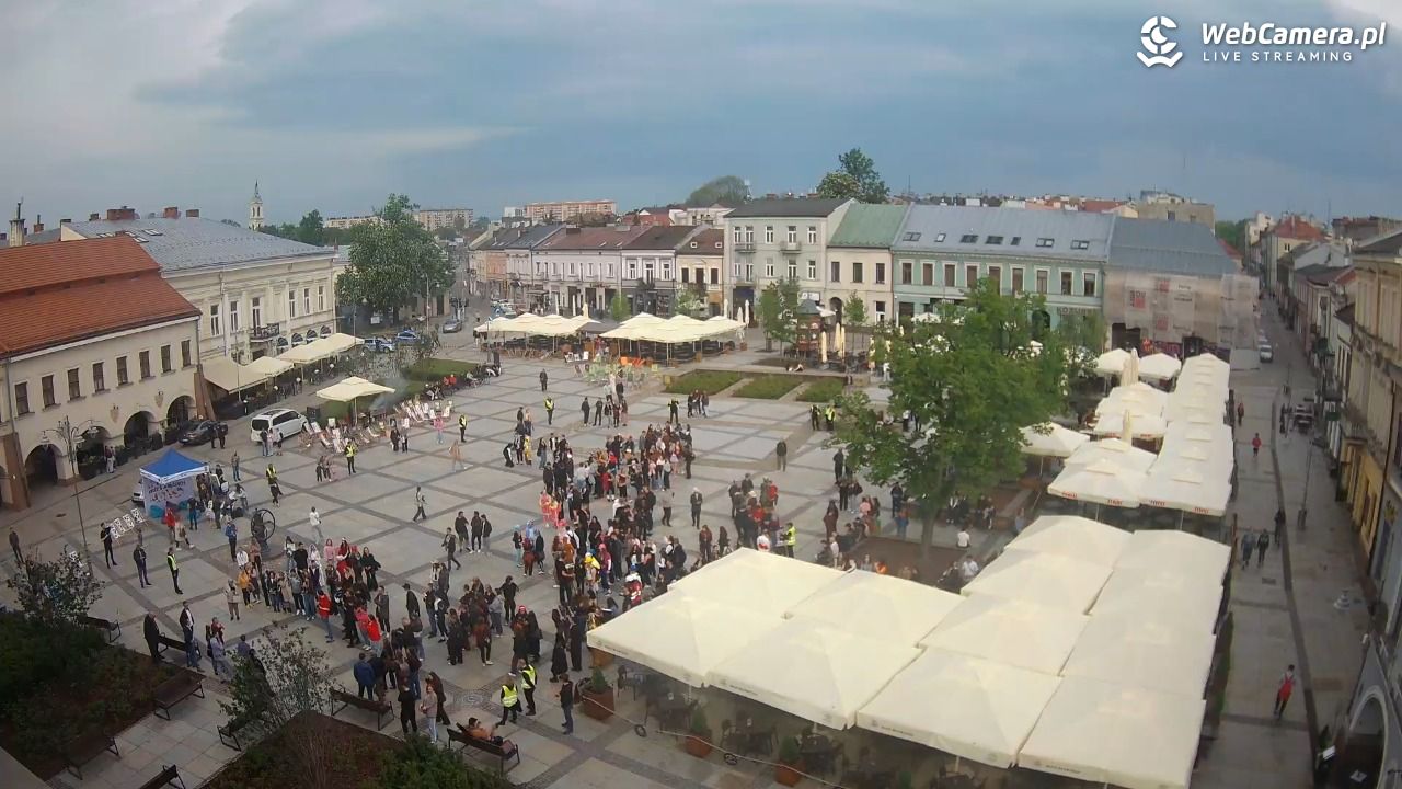 KIELCE - widok na rynek - 11 maj 2026, 17:37
