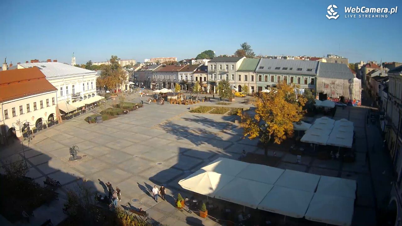KIELCE - widok na rynek - 29 wresień 2026, 16:14