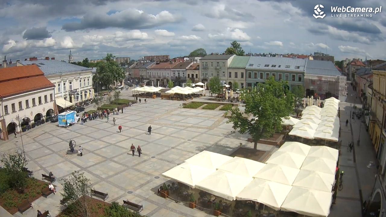 KIELCE - widok na rynek - 15 maj 2026, 14:13