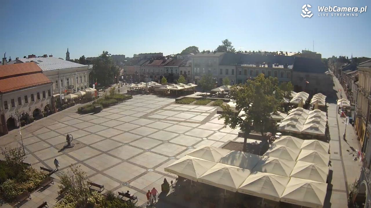 KIELCE - widok na rynek - 13 sierpień 2026, 09:19