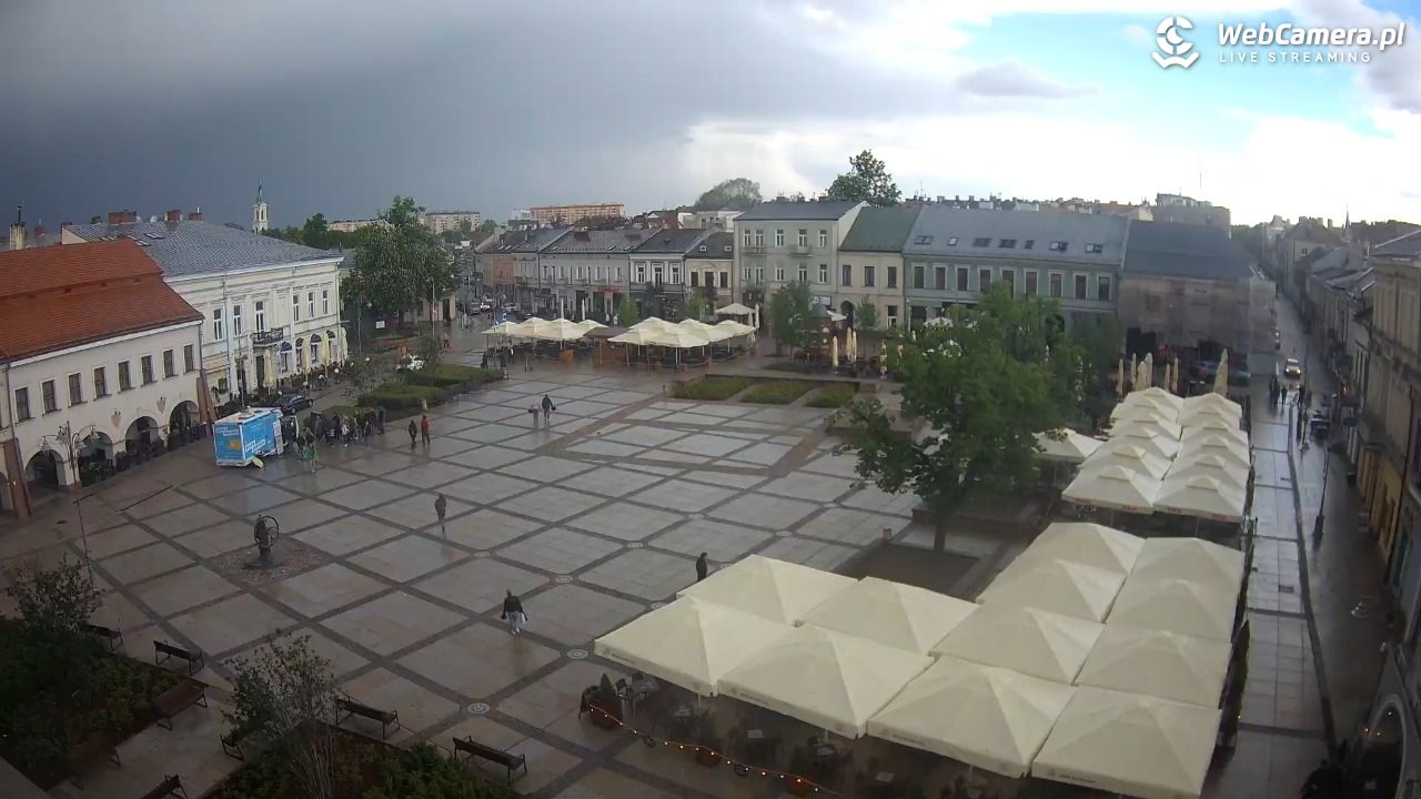 KIELCE - widok na rynek - 15 maj 2026, 16:26
