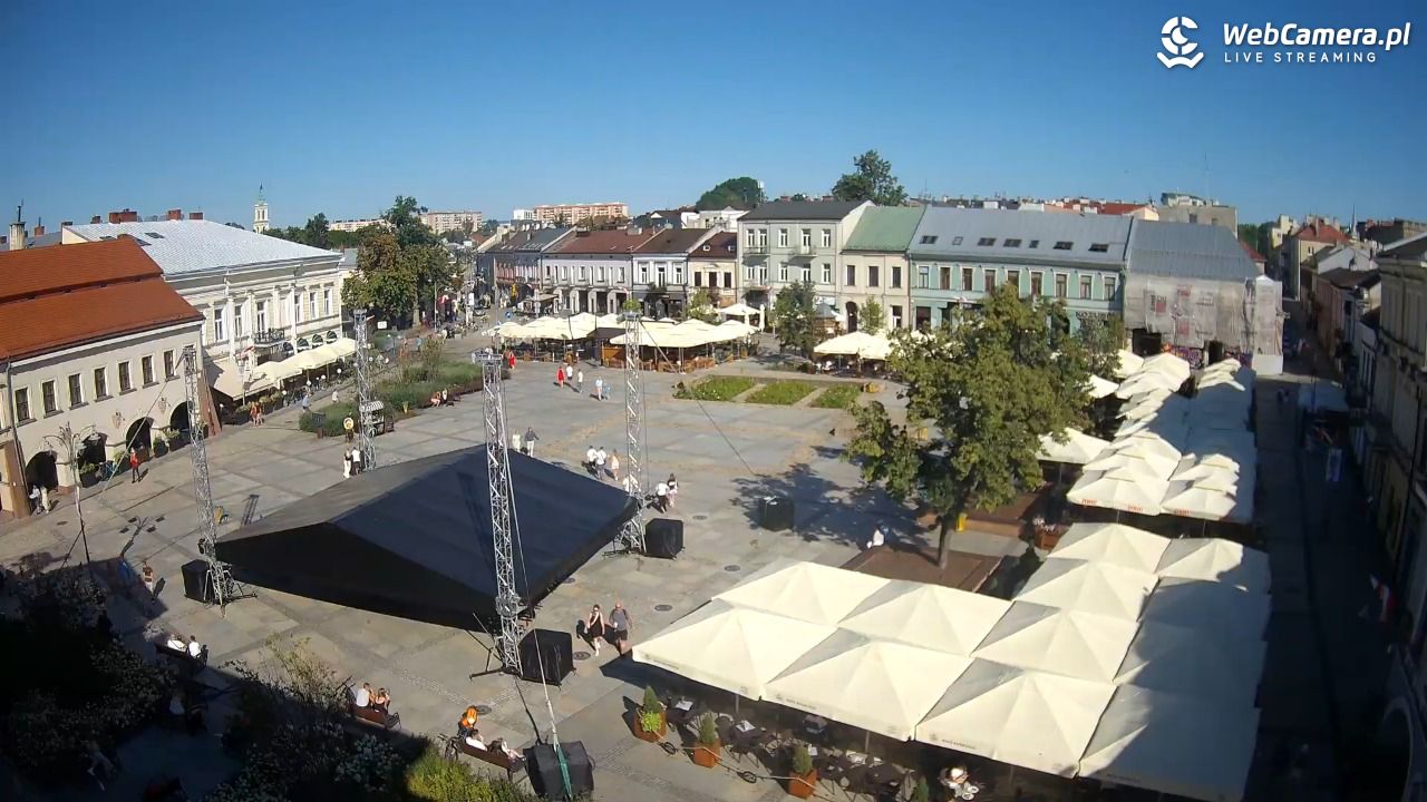 KIELCE - widok na rynek - 09 sierpień 2026, 16:38