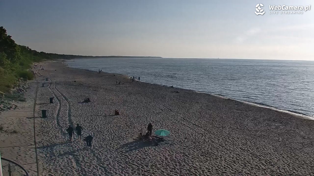 Kołobrzeg - widok na plażę zachodnią - 01 czerwiec 2026, 19:24