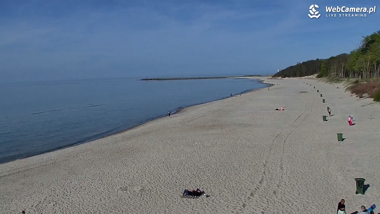 Kołobrzeg - widok na plażę zachodnią - 28 kwiecień 2025, 17:03