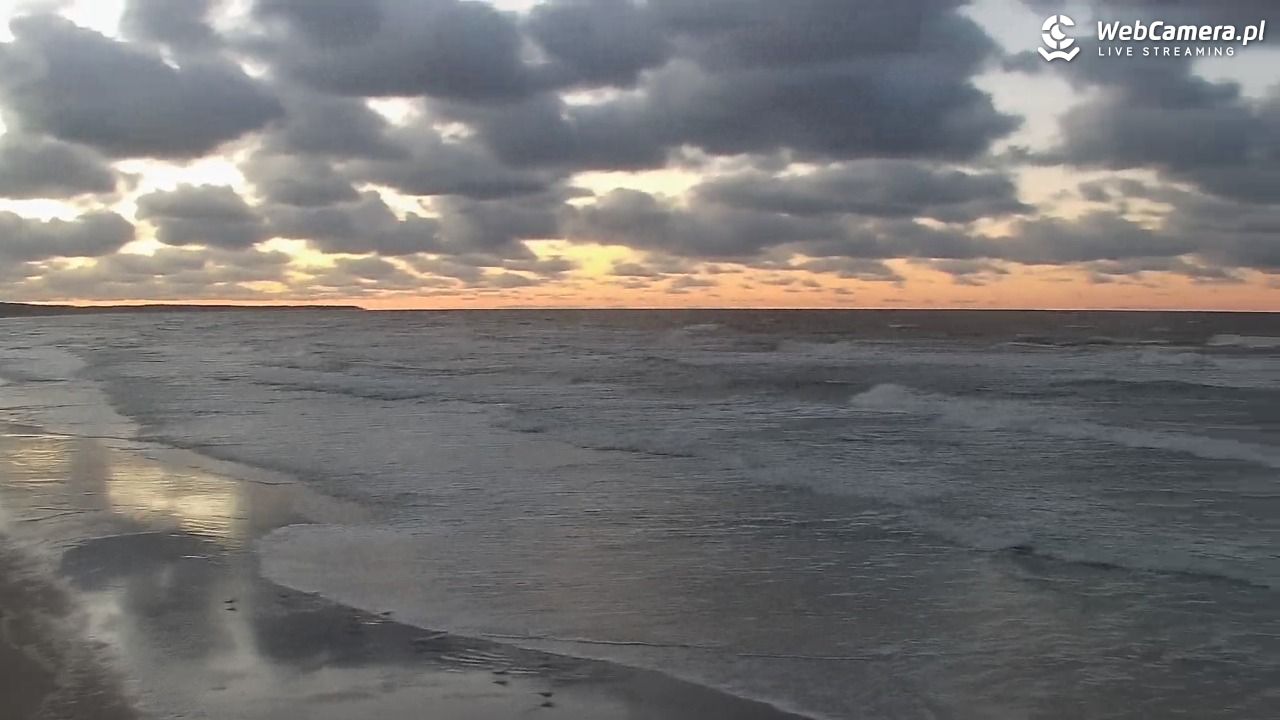 Kołobrzeg - widok na plażę zachodnią - 30 grudzień 2025, 15:51