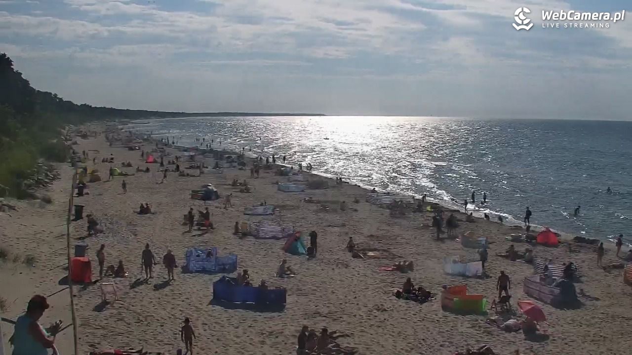 Kołobrzeg - widok na plażę zachodnią - 16 lipiec 2026, 17:19