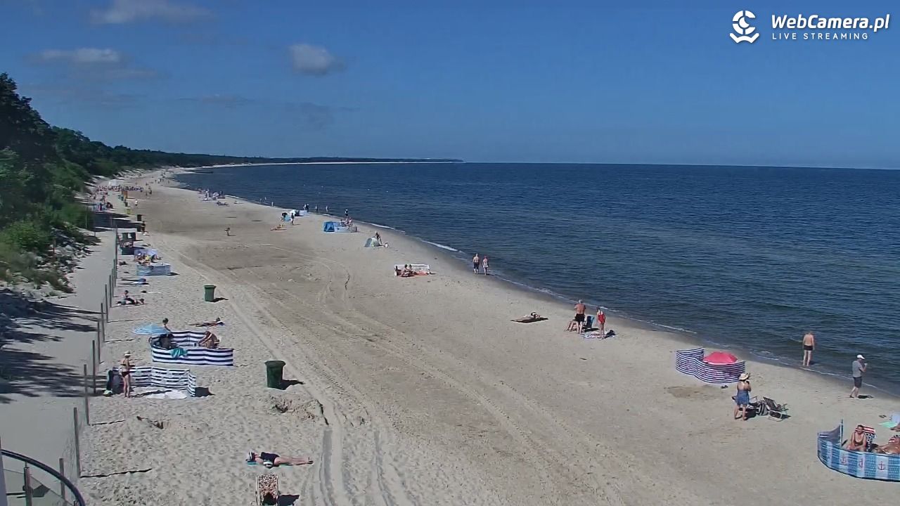 Kołobrzeg - widok na plażę zachodnią - 01 lipiec 2025, 10:02