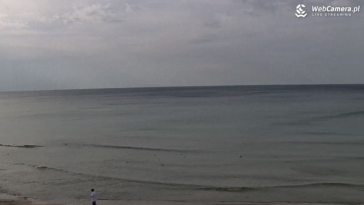 Kołobrzeg - widok na plażę zachodnią - 28 sierpień 2026, 17:36