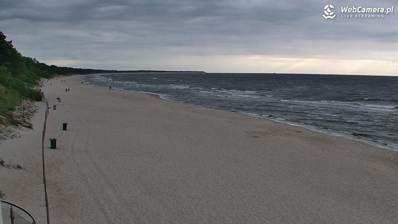 Kołobrzeg - widok na plażę zachodnią - 30 maj 2026, 19:50
