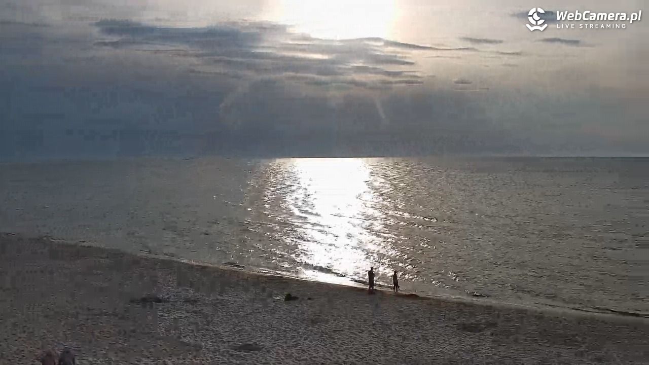 Kołobrzeg - widok na plażę zachodnią - 02 czerwiec 2026, 19:31