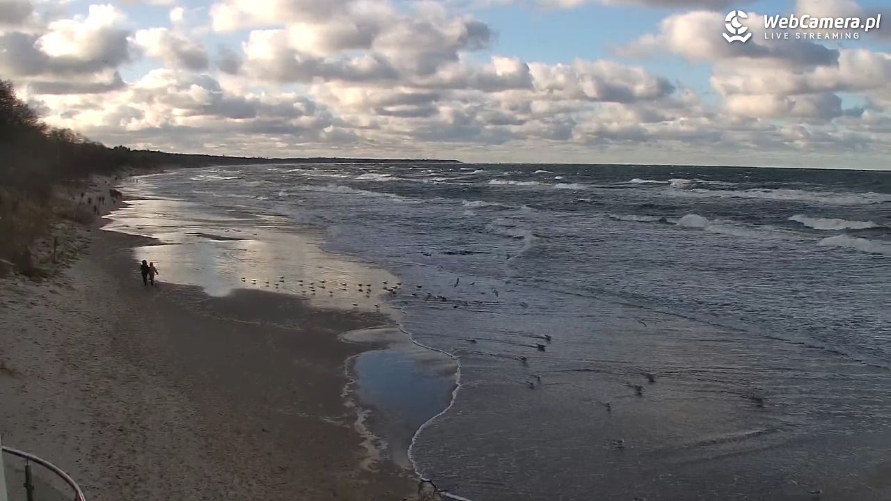 Kołobrzeg - widok na plażę zachodnią - 30 grudzień 2025, 12:41