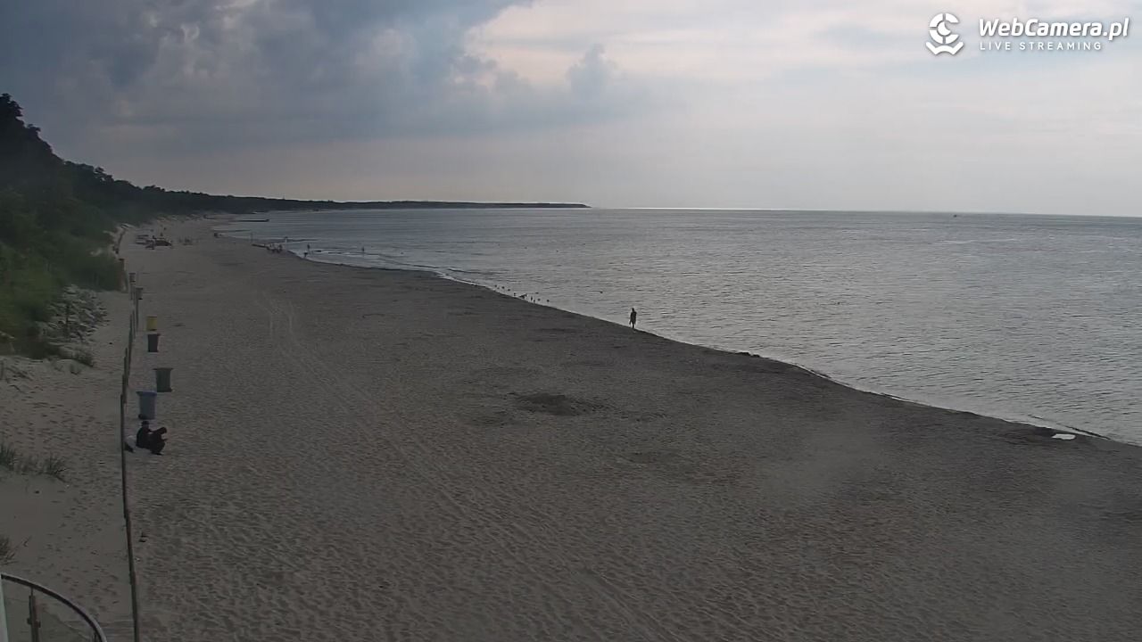 Kołobrzeg - widok na plażę zachodnią - 17 lipiec 2026, 17:02