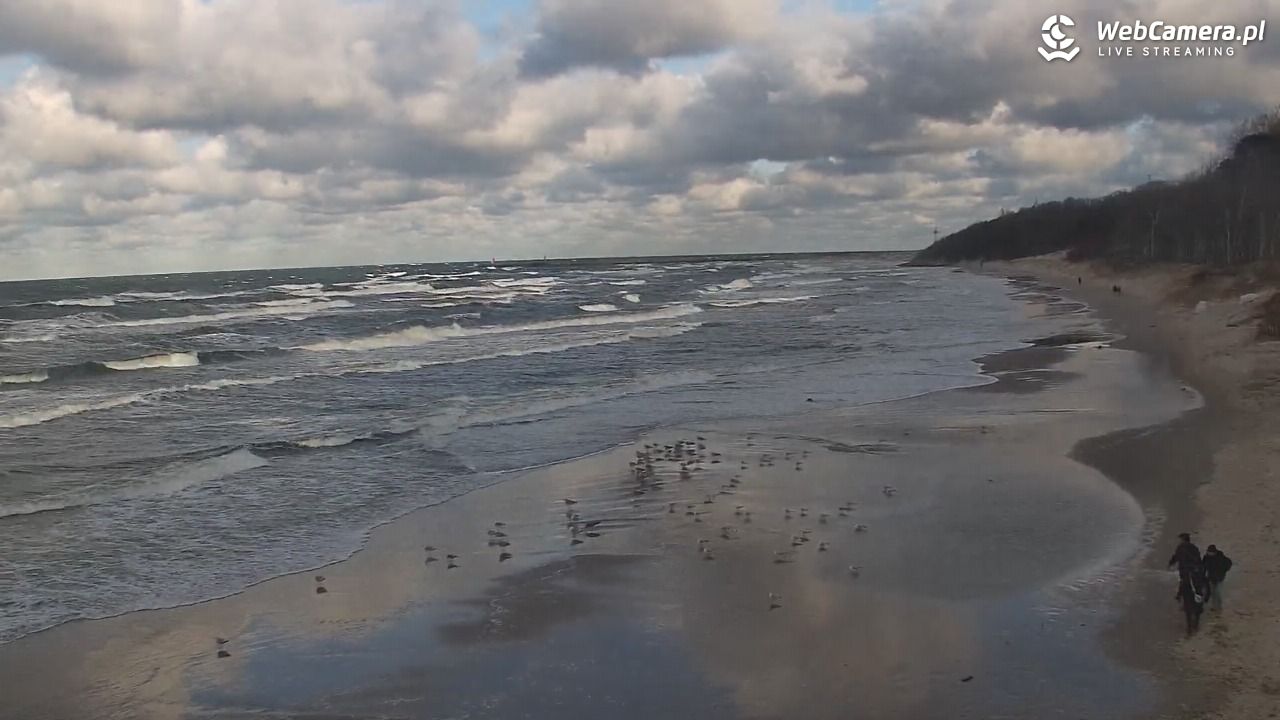 Kołobrzeg - widok na plażę zachodnią - 30 grudzień 2025, 13:05
