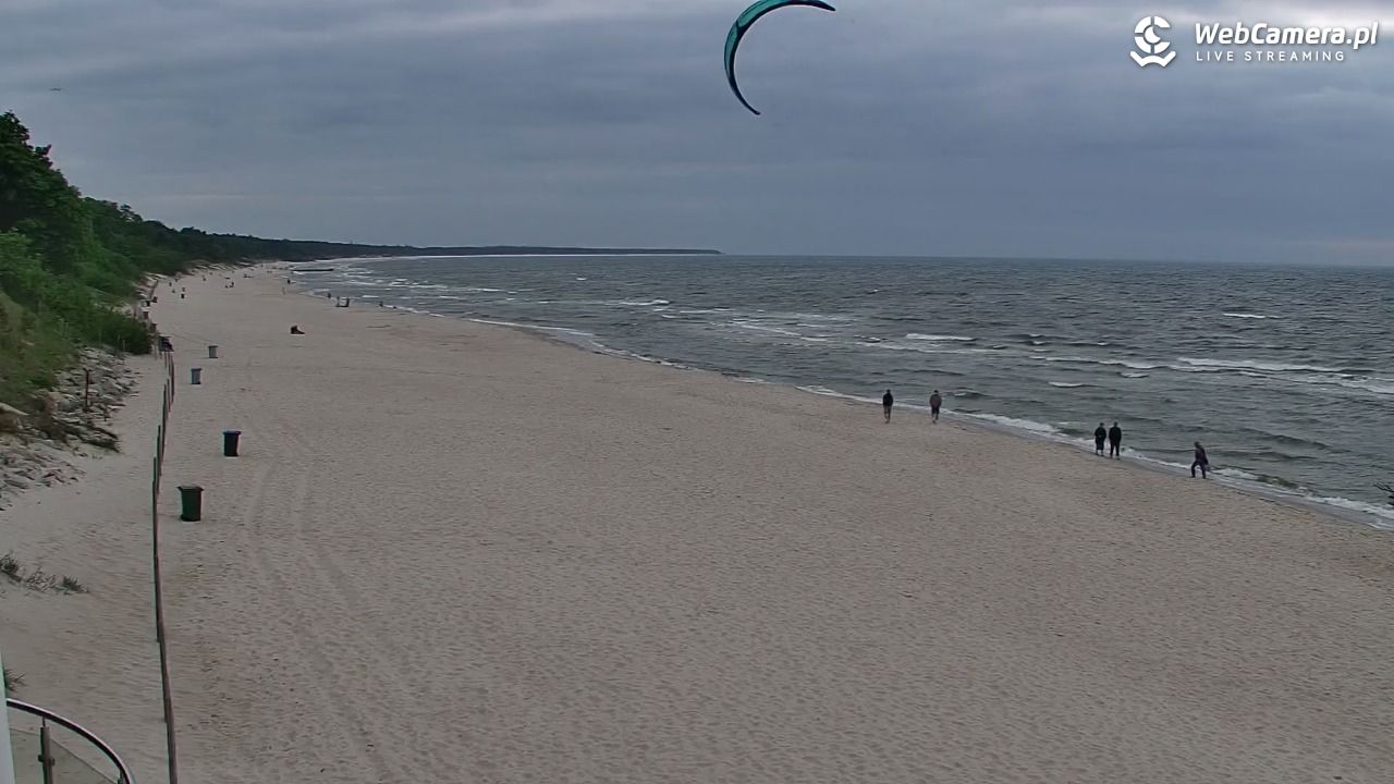 Kołobrzeg - widok na plażę zachodnią - 30 maj 2026, 17:27
