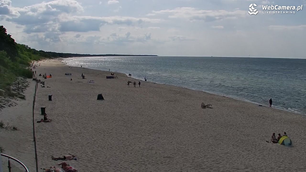Kołobrzeg - widok na plażę zachodnią - 02 czerwiec 2026, 15:47