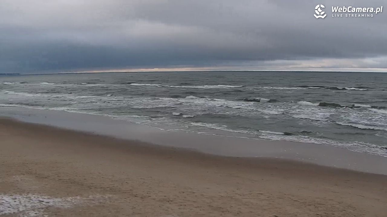 Kołobrzeg - widok na plażę zachodnią - 31 grudzień 2025, 14:37