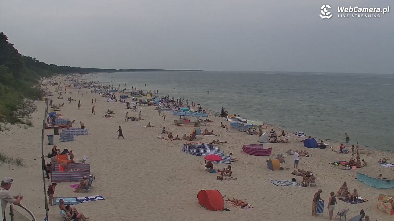 Kołobrzeg - widok na plażę zachodnią - 17 lipiec 2026, 12:01