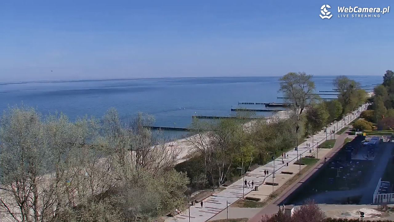 KOŁOBRZEG - widok na plażę - 03 maj 2026, 11:28