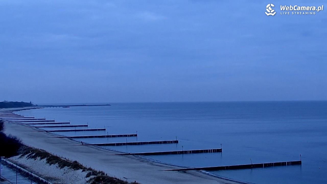 KOŁOBRZEG - widok na plażę - 16 marzec 2026, 06:30