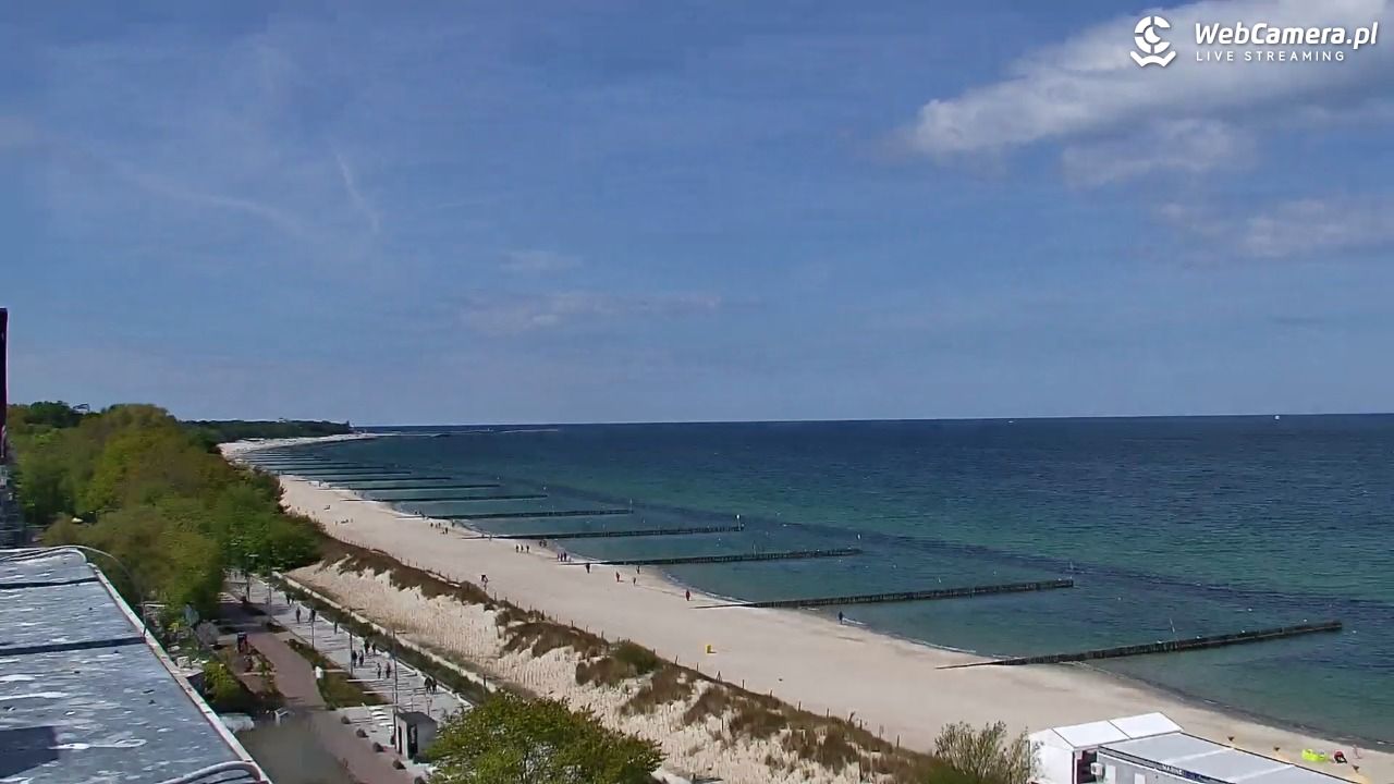 KOŁOBRZEG - widok na plażę - 13 maj 2025, 11:34