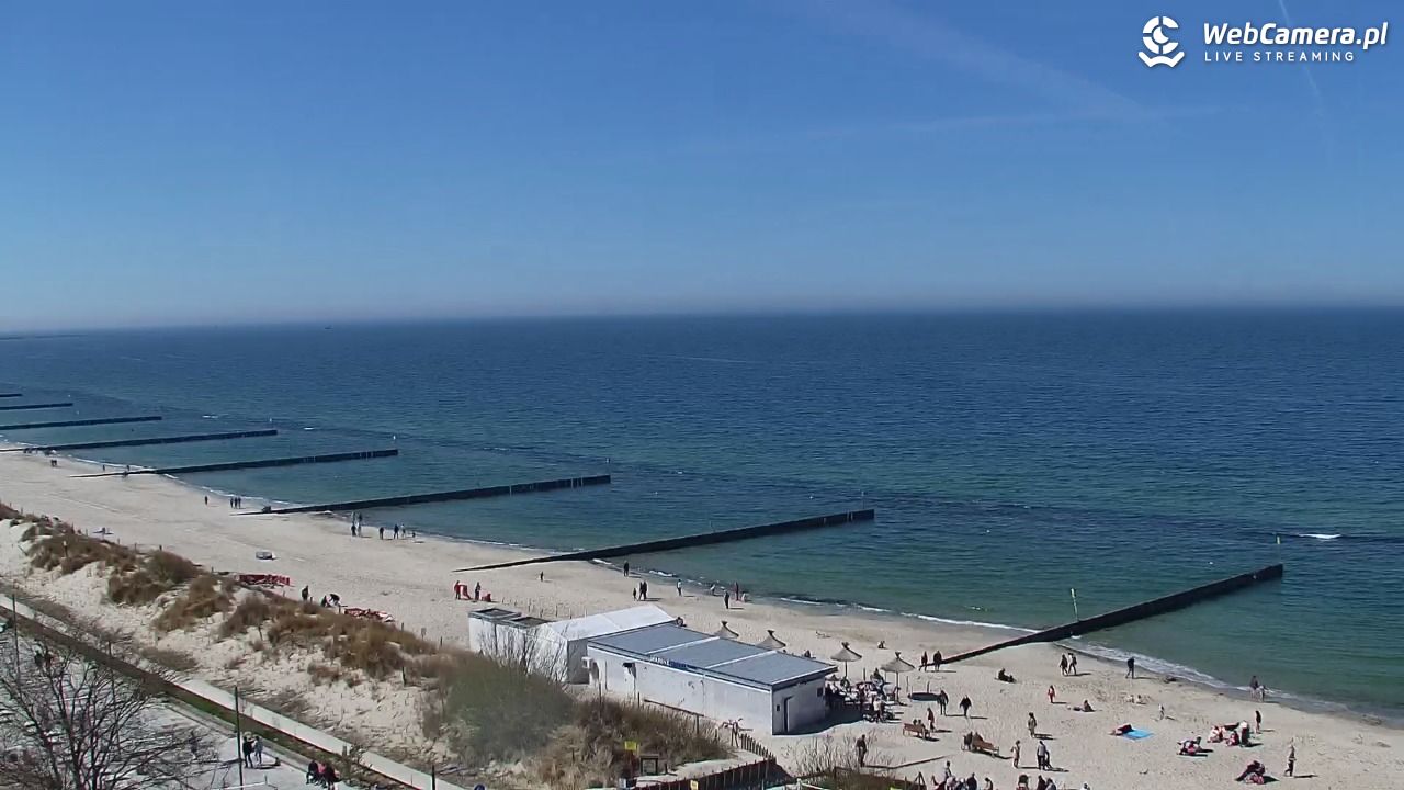 KOŁOBRZEG - widok na plażę - 01 maj 2026, 14:10