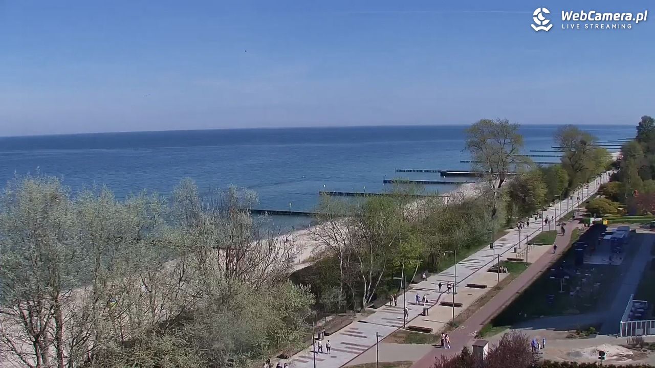 KOŁOBRZEG - widok na plażę - 03 maj 2026, 12:09