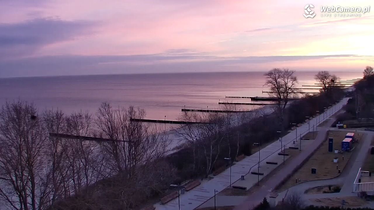KOŁOBRZEG - widok na plażę - 14 marzec 2026, 06:10