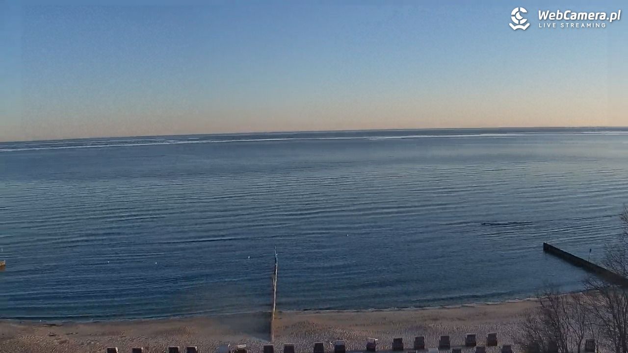 KOŁOBRZEG - widok na plażę - 02 maj 2026, 05:58