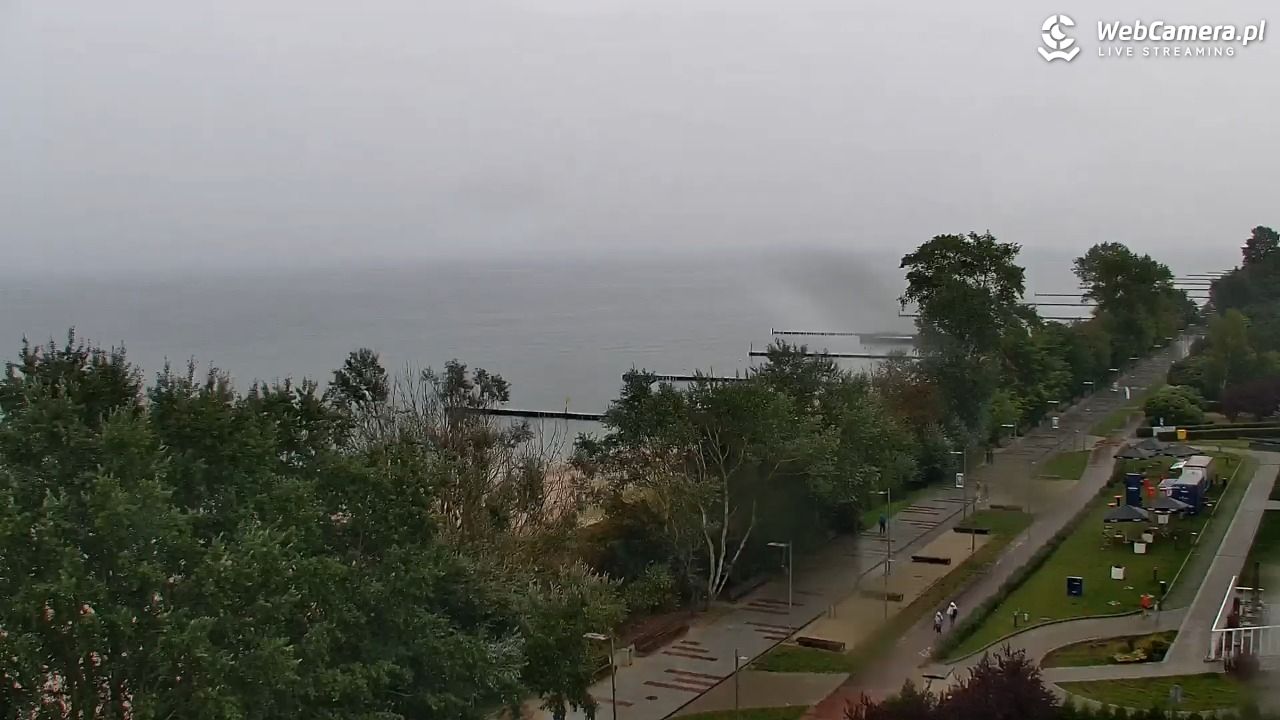 KOŁOBRZEG - widok na plażę - 29 sierpień 2025, 15:50