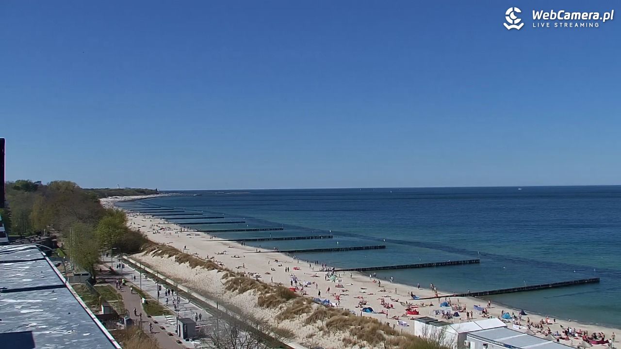 KOŁOBRZEG - widok na plażę - 02 maj 2026, 12:18
