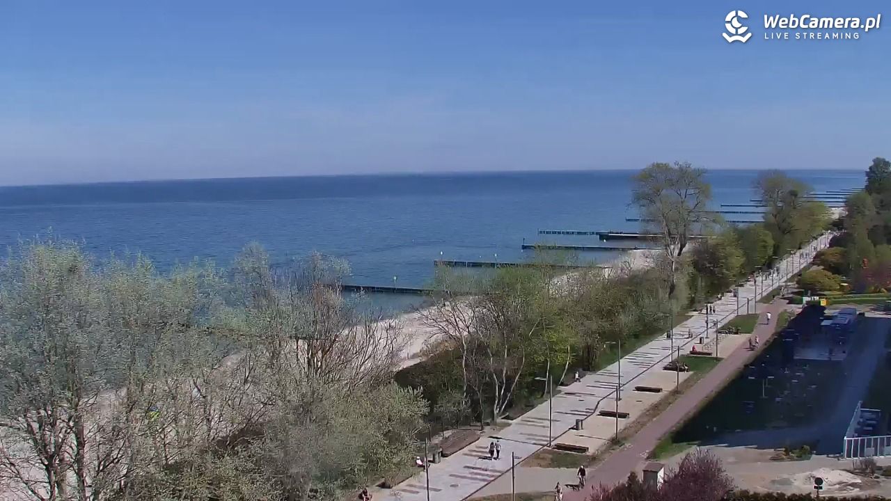 KOŁOBRZEG - widok na plażę - 03 maj 2026, 12:14
